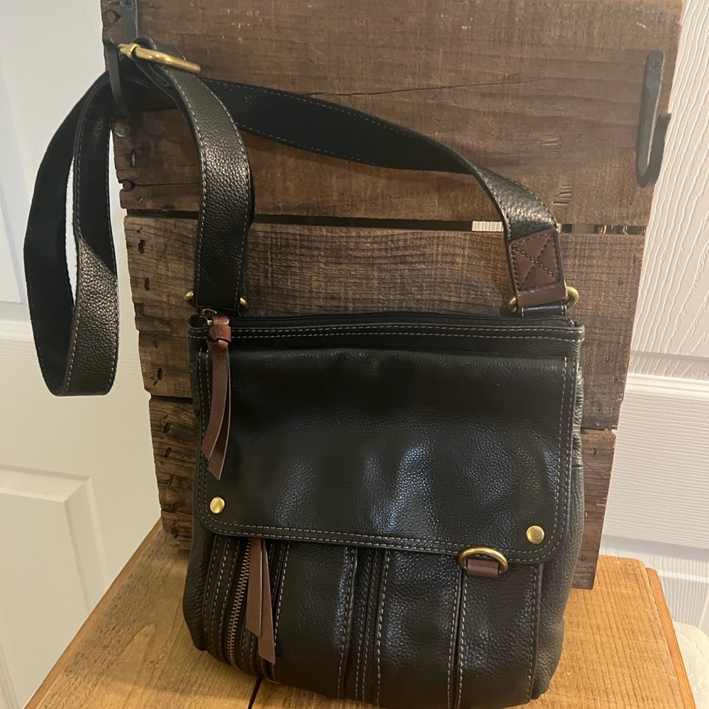 Fossil Black Crossbody Bag with Brown Details